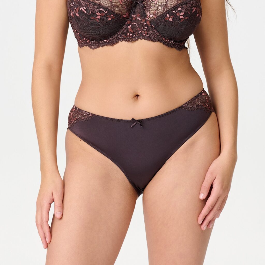 1400B-3-Y26 DAILY Slip